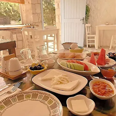 Alayaz Hotel 3*